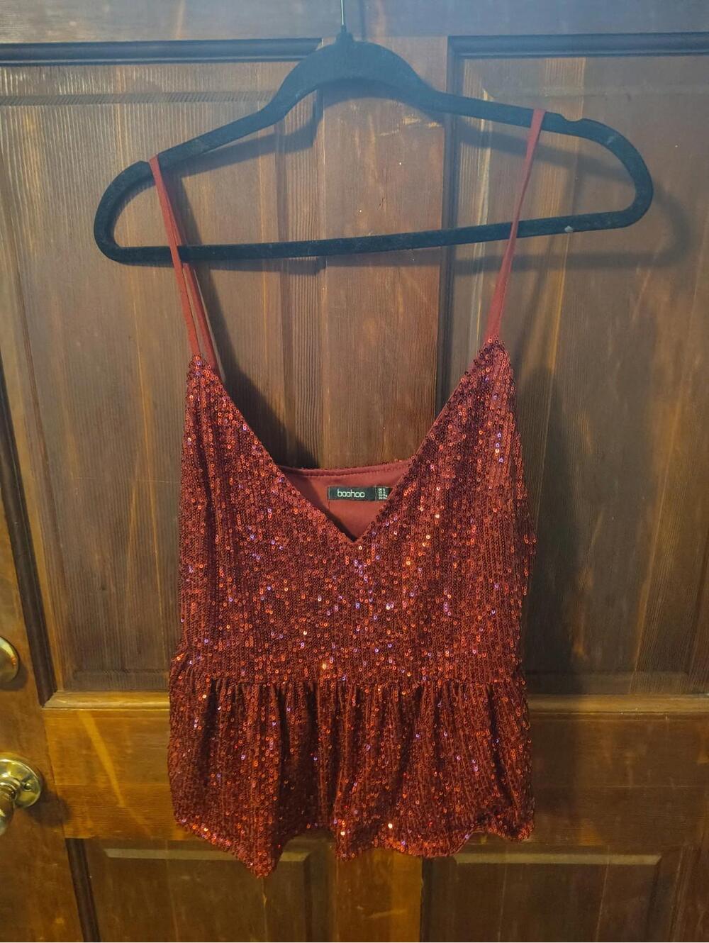 Boohoo Women's Size 14 Wine Sequin Sleeveless V Neck Peplum Top